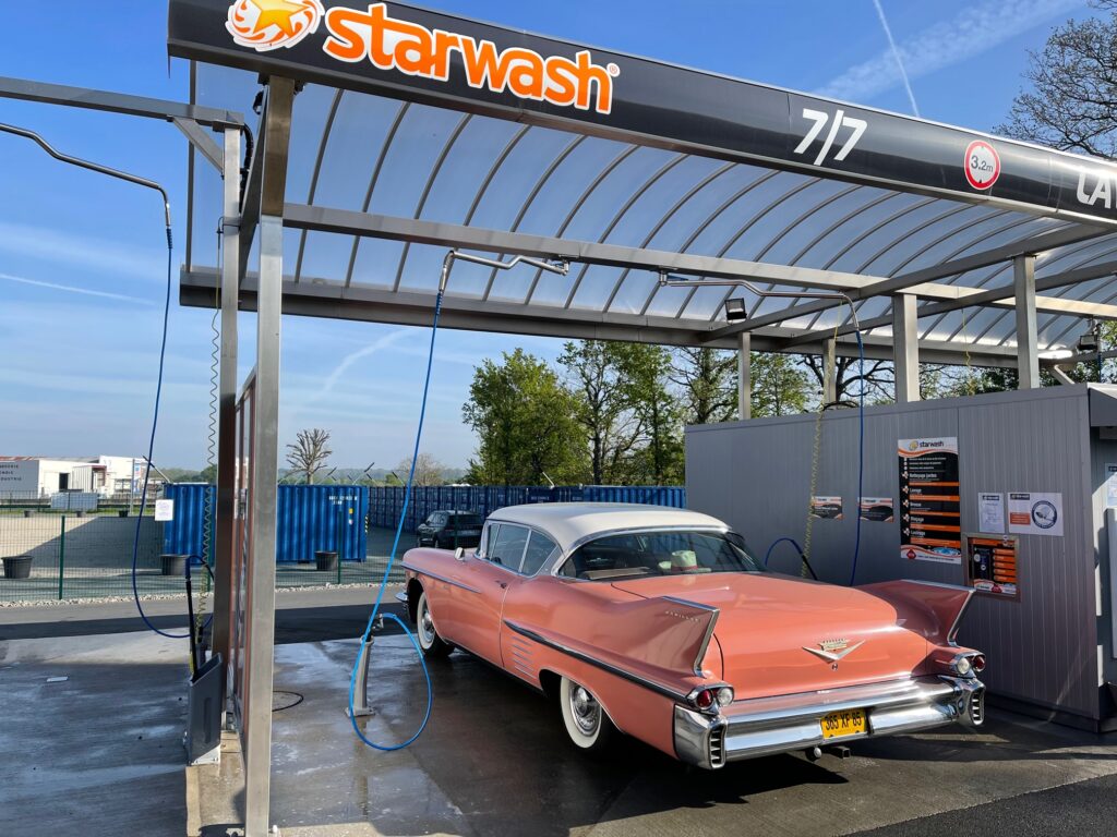 Star Wash STATION DE LAVAGE LA ROCHE SUR YON Cadillac 5